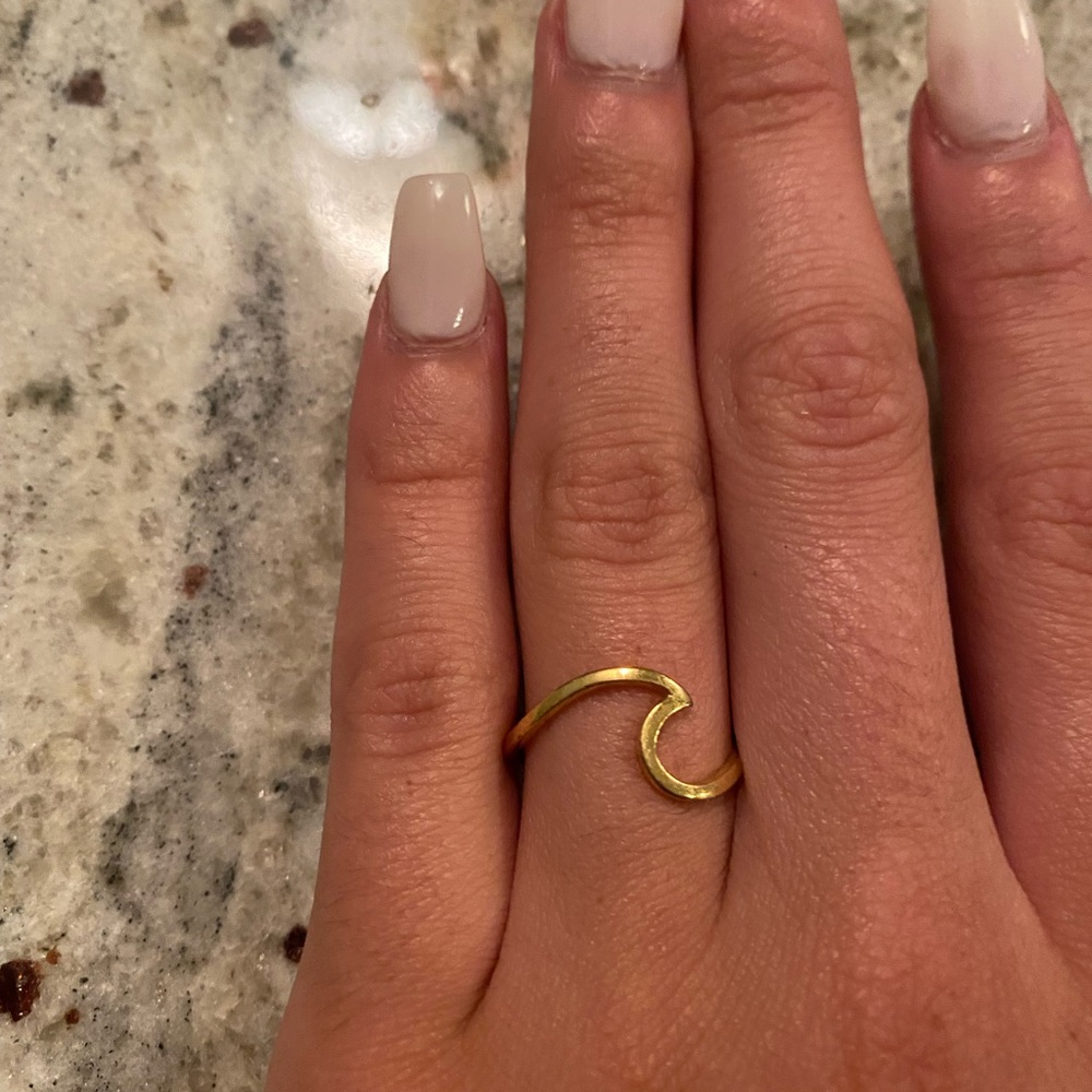 wave ring and bow ring